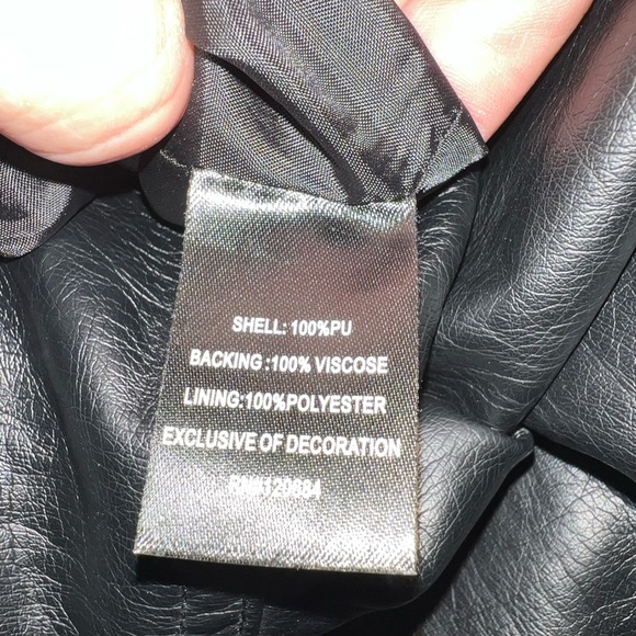 Torrid Faux Leather Jacket Size 1 - Picture 6 of 7